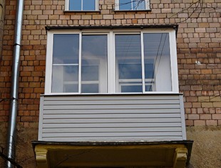 Балкон: в хрущевках
